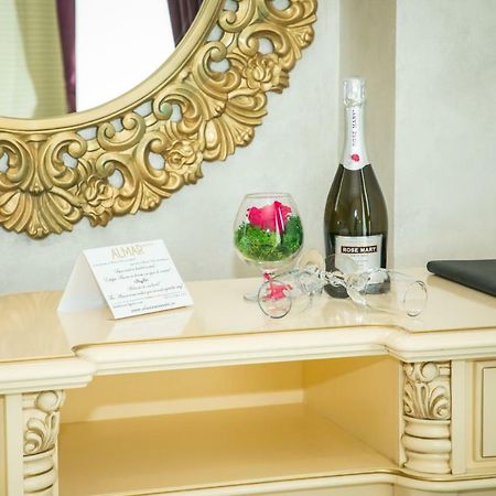 Almar Lake View Boutique H Mamaia Extérieur photo