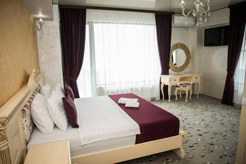 Almar Lake View Boutique H Mamaia Extérieur photo