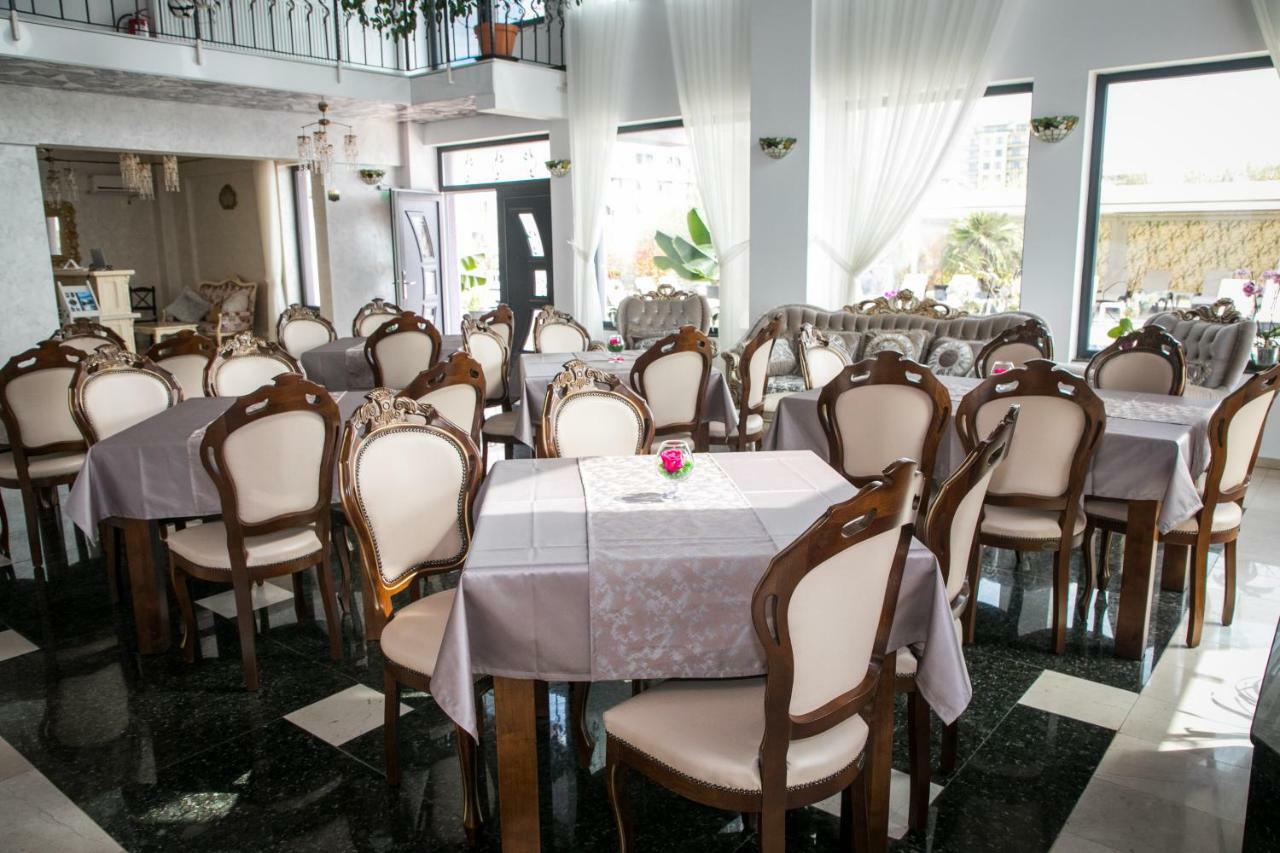 Almar Lake View Boutique H Mamaia Extérieur photo