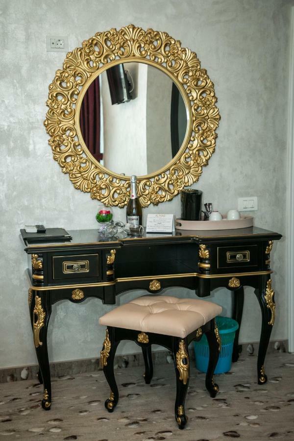 Almar Lake View Boutique H Mamaia Extérieur photo